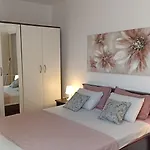 Great Apartment Katarina